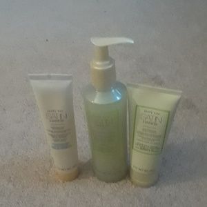 Mary Kay Satin Hands